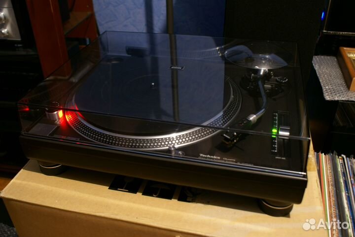 Виниловый проигрыватель Technics SL 1210 MK2 Japan