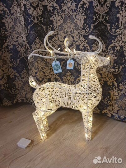 Светящийся Новогодний Олень