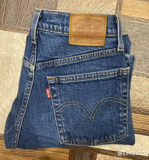 Женские джинсы levis 501