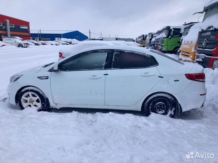 Kia Rio 1.6 AT, 2015, 213 670 км