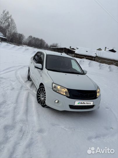 LADA Granta 1.6 МТ, 2016, 136 000 км