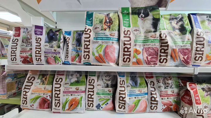 Корм для кошек и собак