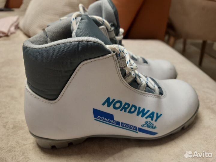 Лыжные ботинки 35 размера