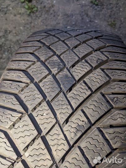 Continental ContiVikingContact 7 235/50 R19 103T