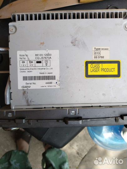 Продам магнитолу оригинал Тойота Королла 150