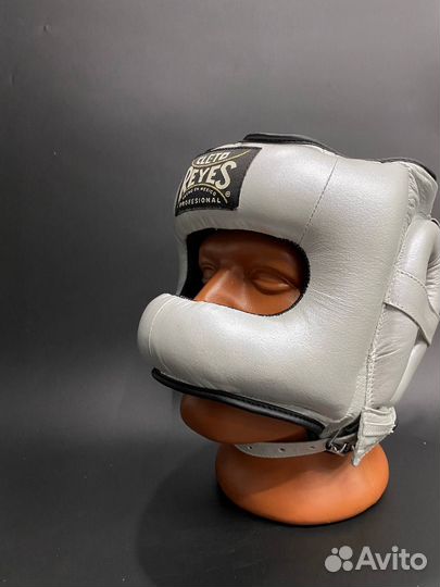 Бамперный шлем Cleto Reyes Silver