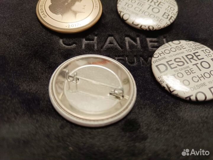 Набор значков Шанель 4 шт Оригинал