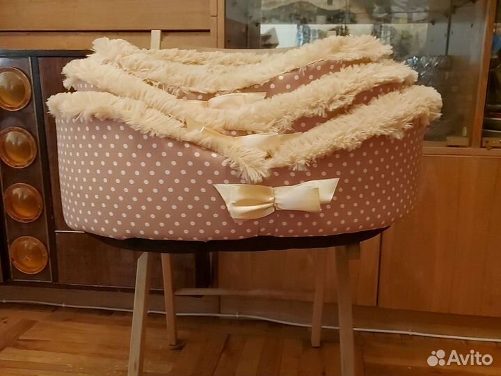 Лежанка для кошек и собак