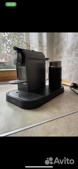 Капсульная кофемашина nespresso с капучинатором