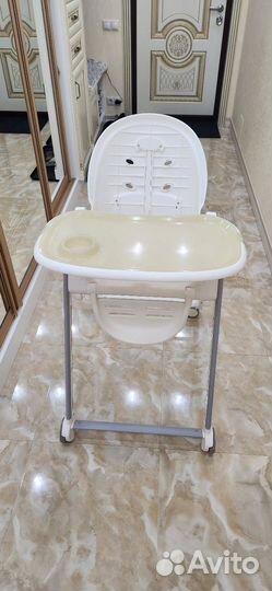 Детский стульчик для кормления happy baby