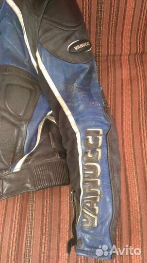 Мотокуртка кожаная мужская