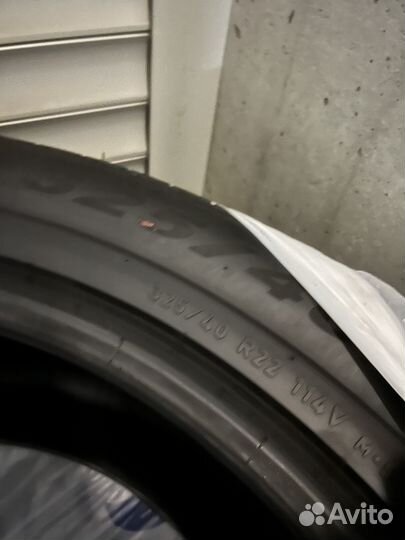 Pirelli Scorpion Winter 285/45 R22 и 325/40 R22 114V