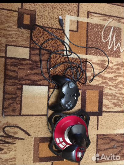 Джостики Genius и Trust Predator