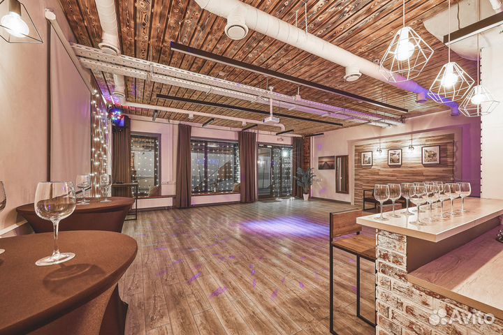 Аренда Лофта (Светлый лофт на первом этаже в бц)