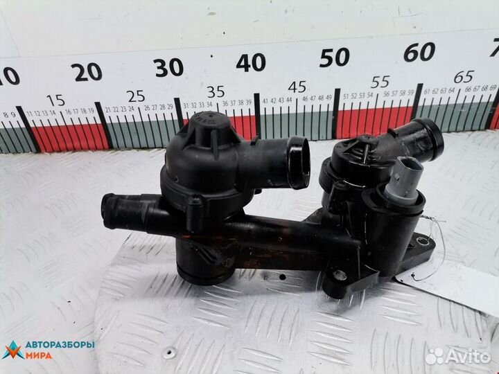 Корпус термостата Volkswagen Touran 2004