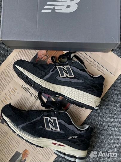 Кроссовки New Balance 1906D