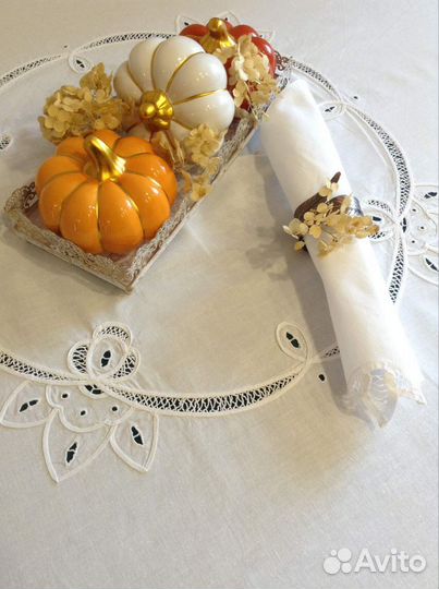 Скатерть с салфетками