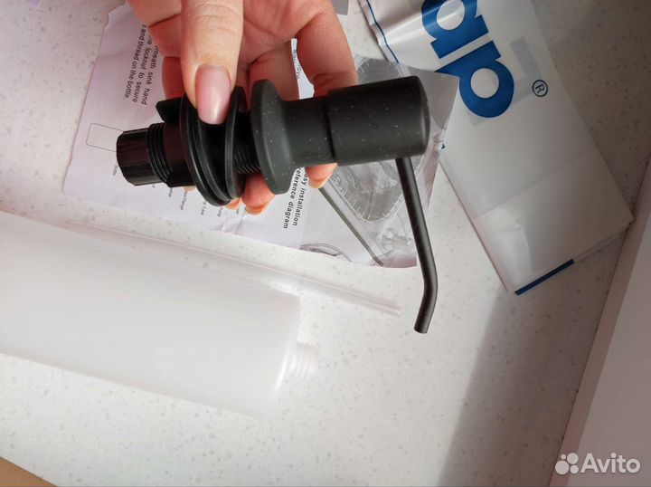 Диспенсер для моющего средства,чёрный, 500 мл