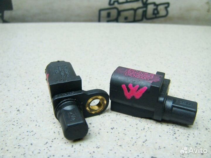 Датчик ABS задний Ford Focus 3