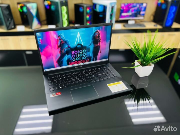 Asus Vivobook IPS Ryzen 5 7250U SSD-512 DDR5-8Gb