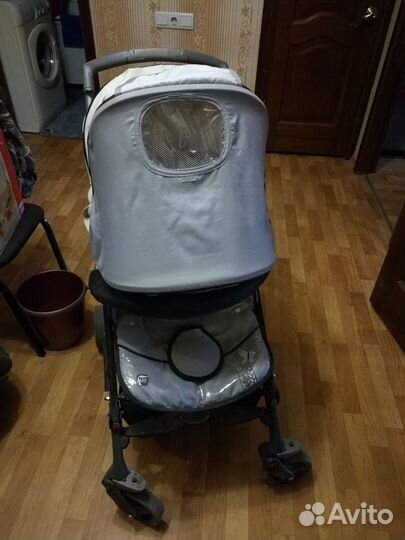 Коляска прогулочная