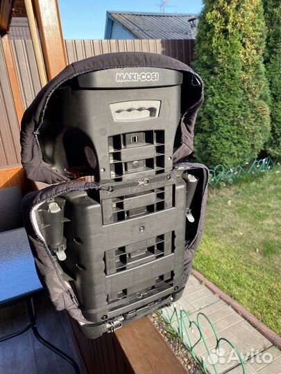 Детское автокресло maxi cosi