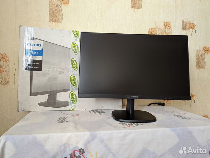 Philips 24 дюйма IPS безрамочный с колонками