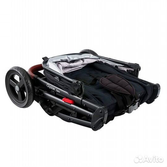 Прогулочная Коляска Oyster Zero с накидкой на ножк