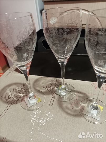 Набор бокалов