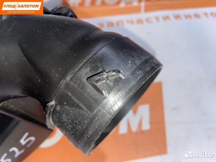 Патрубок воздушного фильтра Peugeot 207 рест. 2010