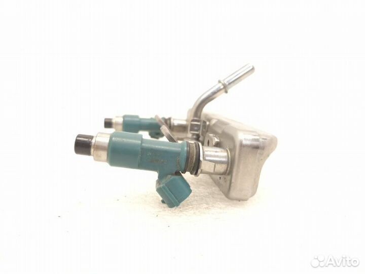 Топливная рейка (рампа) Subaru Impreza GP7 2.0