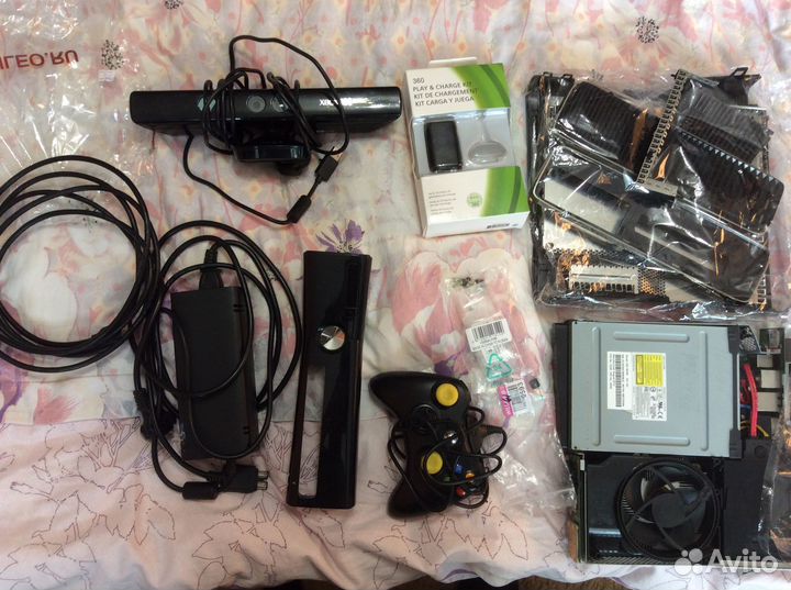 Xbox 360 (на запчасти) Kinect (рабочий)