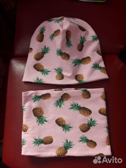 Комплект шапка и снуд. новый