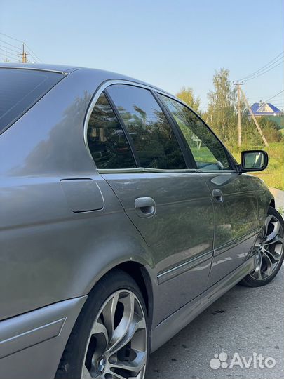 BMW 5 серия 2.9 МТ, 2002, 535 000 км