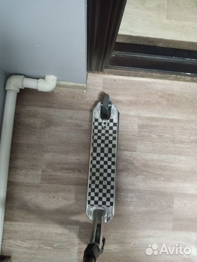 Трюковой самокат tech team provokator