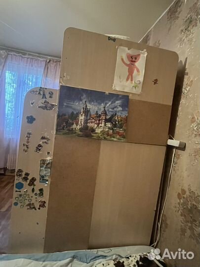 Двухярусная детская кровать