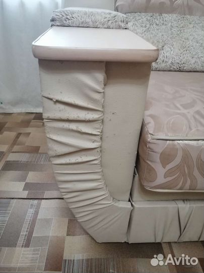 Угловой диван бу