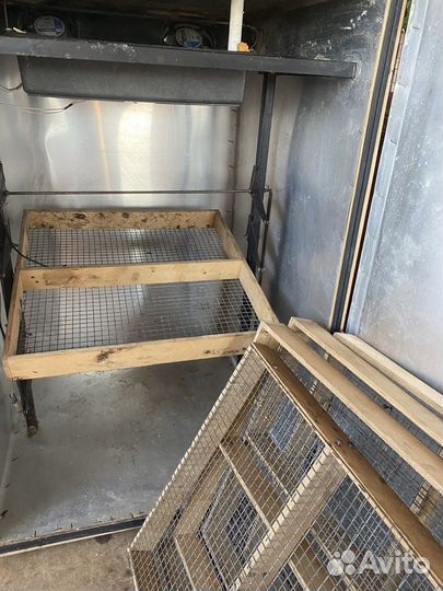 Инкубатор на 380 яиц