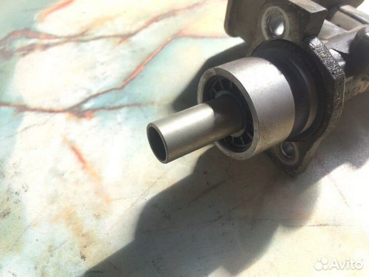 Главный тормозной цилиндр Citroen Xsara Picasso