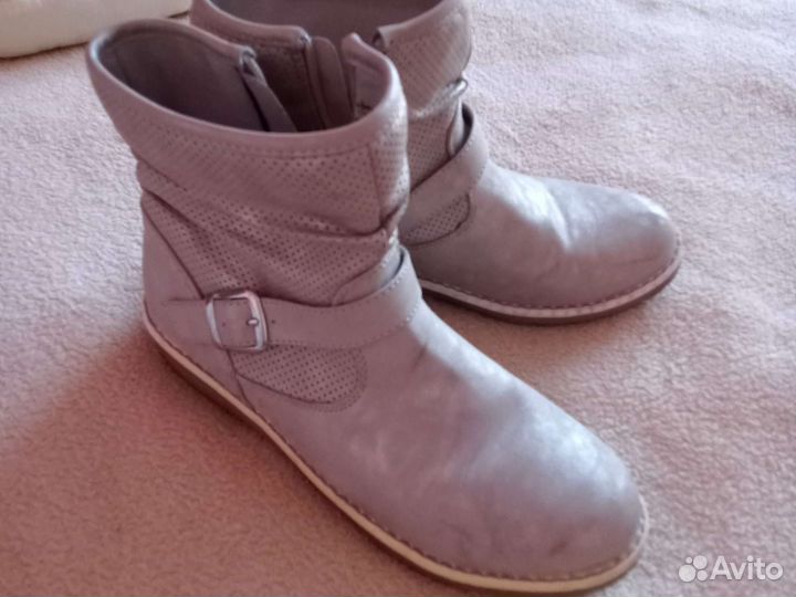 Кроссовки 36 светится прдошва