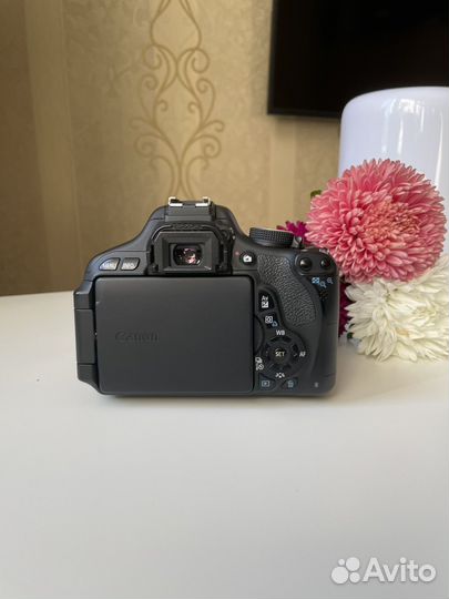 Фотоаппарат Canon eos 600d