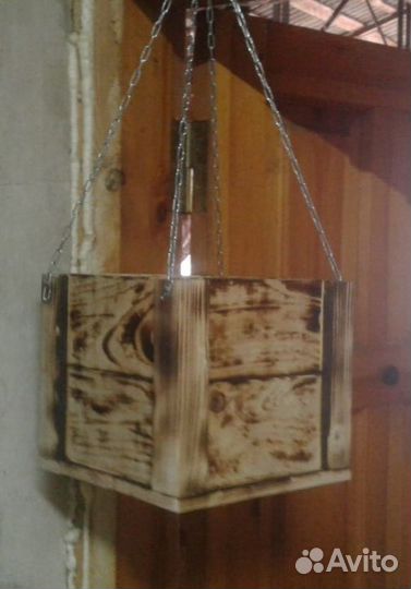 Кашпо уличное подвесное