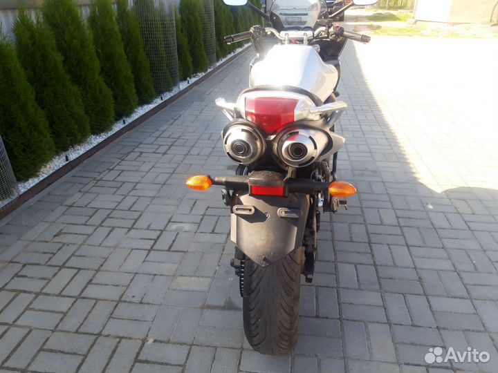 Yamaha FZ6S2
