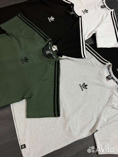 Спортивный костюм adidas