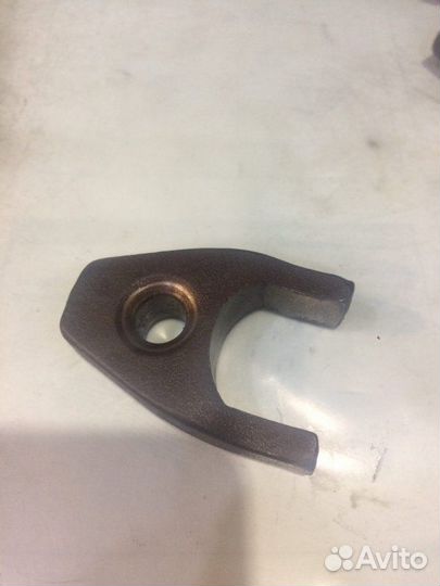 Зажим Hyundai Grand Starex D4CB