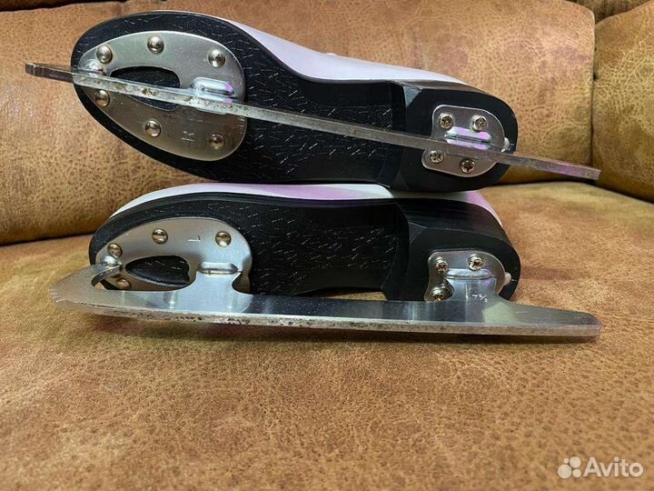 Коньки фигурные 31