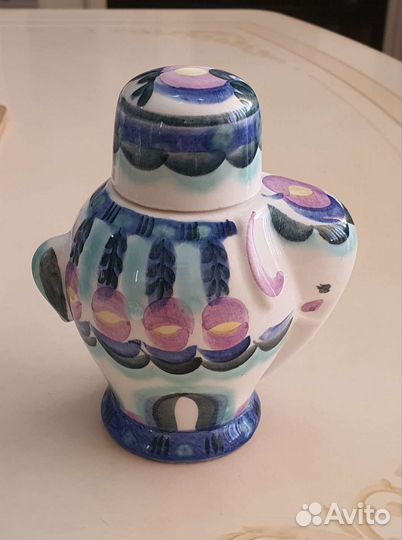 Чайница Зик