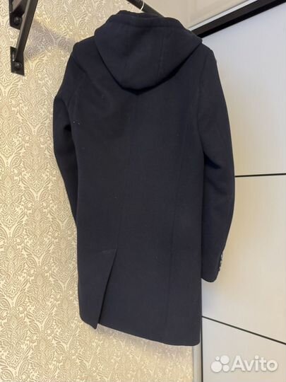 Пальто мужское с капюшоном