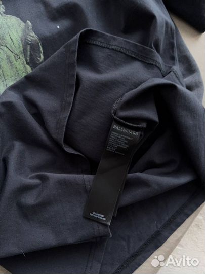 Футболка Balenciaga статуя usa оверсайз топ 2025