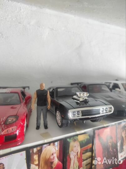 Модель Dodge charger R/T 1:24